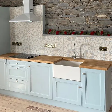 Teach Neil Mhanais Дом отдыха *