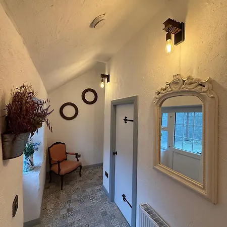 펜션 Teach Neil Mhanais 팔카라