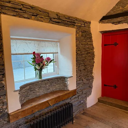 Teach Neil Mhanais 팔카라