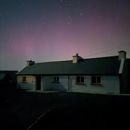 Teach Neil Mhanais 펜션 *