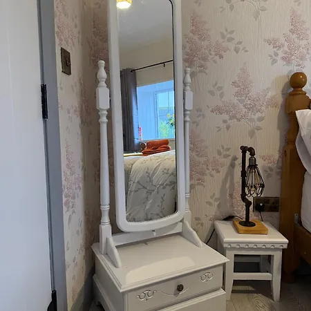 Teach Neil Mhanais 펜션 팔카라