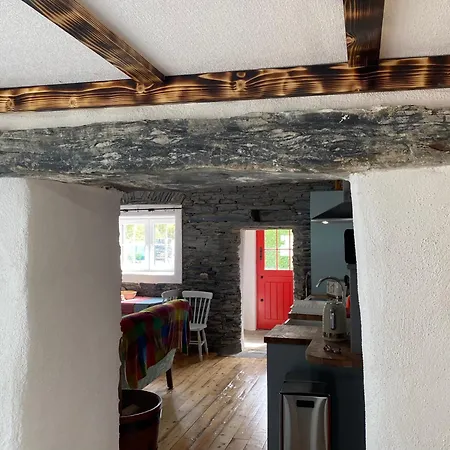 Teach Neil Mhanais Дом отдыха *